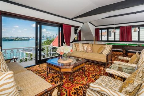 Photo of property in 15 Norwood Road, Bayswater, Auckland, 0622