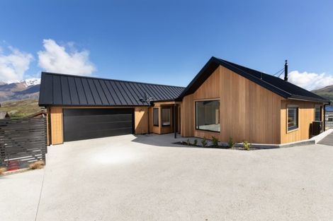 Photo of property in 43 Mcadam Drive, Jacks Point, Queenstown, 9371