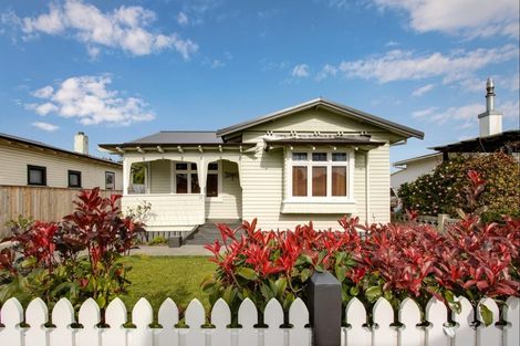 Photo of property in 10 Creagh Street, Te Awa, Napier, 4110