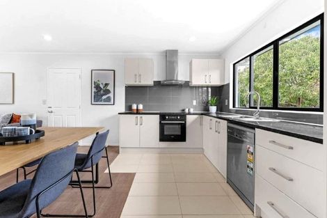 Photo of property in 3/17 Neta Grove, Henderson, Auckland, 0612