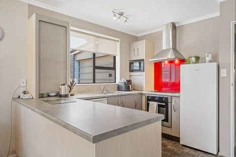 Photo of property in 5b Clemow Road, Fitzroy, New Plymouth, 4312