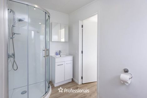 Photo of property in 15 Akron Grove, Totara Park, Upper Hutt, 5018