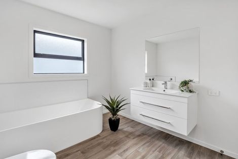 Photo of property in 87 Durie Vale Road, Durie Hill, Wanganui, 4500