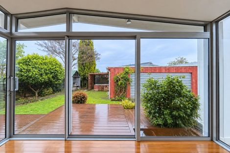 Photo of property in 10 Rosebank Avenue, Avalon, Lower Hutt, 5011