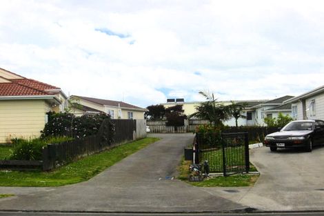 Photo of property in 23 Robert Skelton Place, Clendon Park, Auckland, 2103