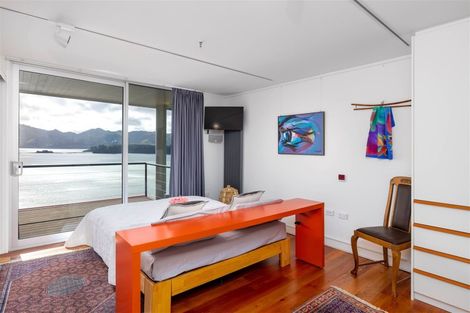Photo of property in 48 Andersons Road, Charteris Bay, Lyttelton, 8971