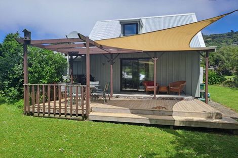 Photo of property in 2 Wigmore Crescent, Hahei, Whitianga, 3591