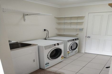 Photo of property in 4 Comber Place, Johnsonville, Wellington, 6037