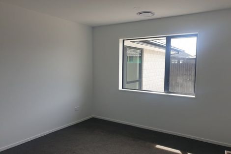 Photo of property in 8 Selfe Crescent, Burwood, Christchurch, 8083