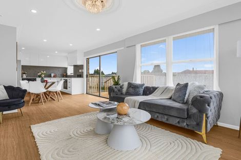 Photo of property in 1/60 Grove Road, Papakura, 2110