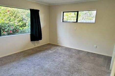 Photo of property in 1/39 Schnapper Rock Road, Greenhithe, Auckland, 0632