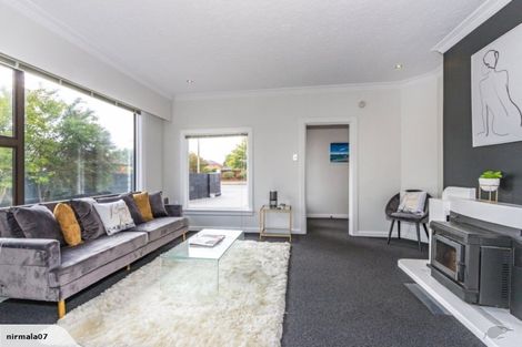 Photo of property in 215 Main North Road, Redwood, Christchurch, 8051