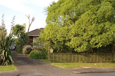 Photo of property in 41 Blake Road, Mangere East, Auckland, 2024