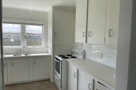 Photo of property in 7 Christmas Road, Manurewa, Auckland, 2102