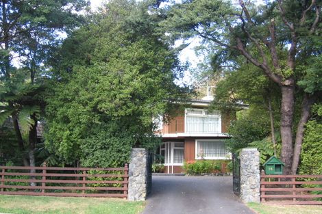 Photo of property in 32 Chatsworth Road, Silverstream, Upper Hutt, 5019