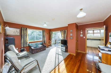 Photo of property in 10 Maunder Street, Marton, 4710