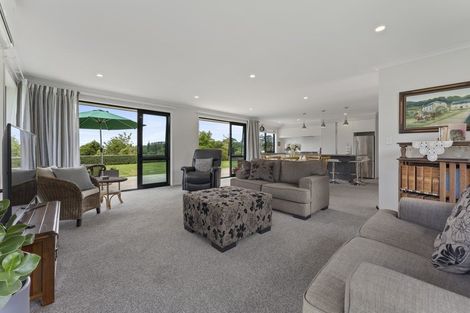 Photo of property in 1369 Egmont Road, Egmont Village, Inglewood, 4386