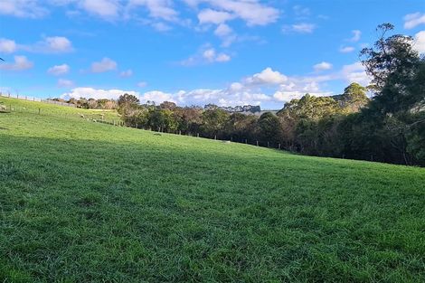 Photo of property in 30 Hull Road, Waitoki, Kaukapakapa, 0871