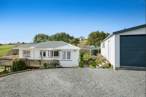 Photo of property in 95 Mangakura Road, Helensville, 0800