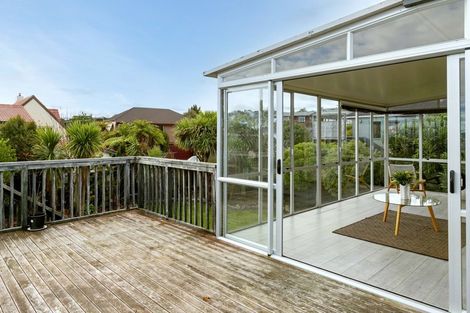 Photo of property in 38 Harvey Street, Waipahihi, Taupo, 3330