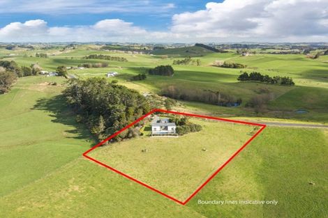Photo of property in 200 Waiteitei Road, Wellsford, 0974