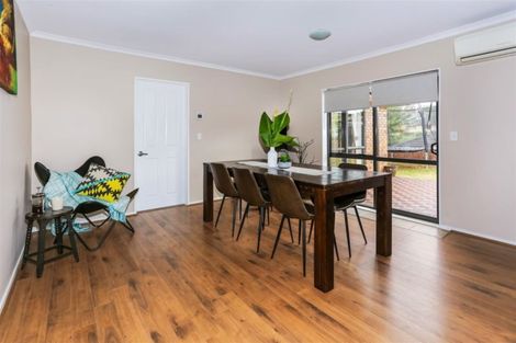 Photo of property in 11 Ina Ville Drive, Pukekohe, 2120