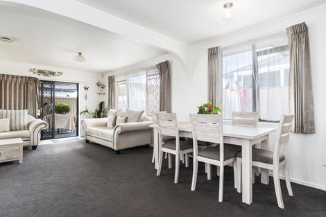 Photo of property in 1230b Cameron Road, Gate Pa, Tauranga, 3112