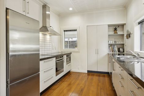 Photo of property in 1 Wardlaw Street, Musselburgh, Dunedin, 9013