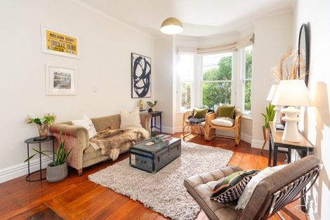 Photo of property in 33 Owen Street, Newtown, Wellington, 6021