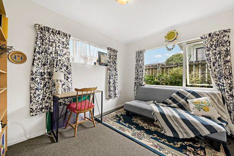 Photo of property in 30a Royton Avenue, Mangere East, Auckland, 2024