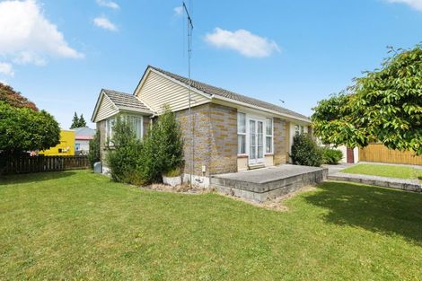 Photo of property in 32 Croall Crescent, St Andrews, Hamilton, 3200