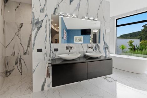 Photo of property in 16 The Fairways, Kinloch, Taupo, 3377