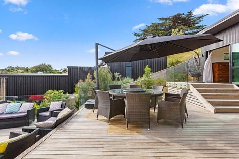 Photo of property in 36 Robertson Street, Raglan, 3225