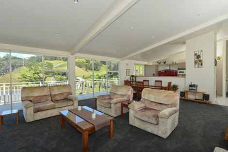 Photo of property in 12 Motutara Road, Oakura, Hikurangi, 0184