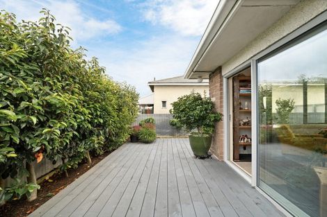 Photo of property in 17 Fingall Street, South Dunedin, Dunedin, 9012