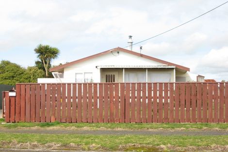 Photo of property in 145 Celia Street, Stratford, 4332