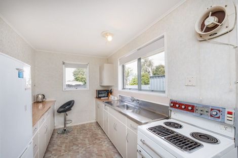Photo of property in 16a Sandilands Street, Feilding, 4702