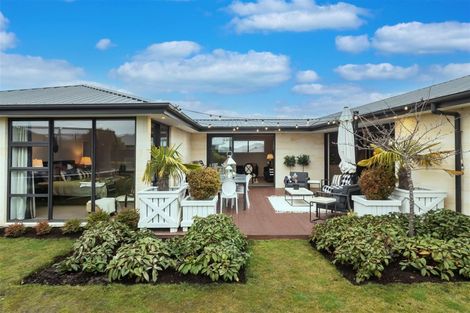 Photo of property in 11 Churchill Drive, Rangiora, 7400