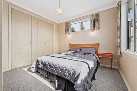 Photo of property in 16 Thistlewood Avenue, Hamilton East, Hamilton, 3216