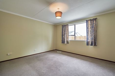 Photo of property in 60a Rhodes Drive, Kelvin Grove, Palmerston North, 4414