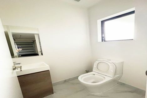 Photo of property in 10 Hokoteta Street, Mount Wellington, Auckland, 1062