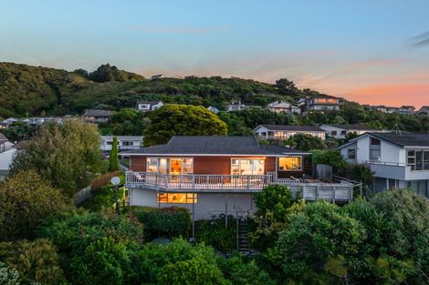 Photo of property in 37 Bosun Terrace, Whitby, Porirua, 5024