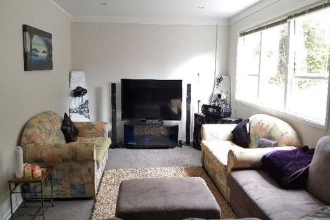 Photo of property in 1/36 Knightsbridge Drive, Forrest Hill, Auckland, 0620