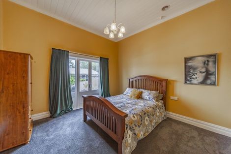 Photo of property in 37 Charlotte Street, Takapau, 4203