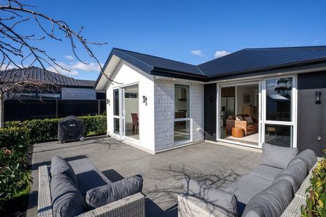 Photo of property in 8 Terrier Lane, Halswell, Christchurch, 8025