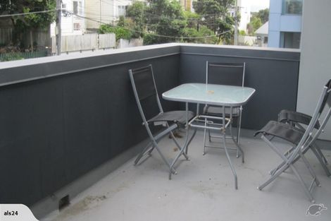 Photo of property in 9/7 Hanson Street, Mount Cook, Wellington, 6021