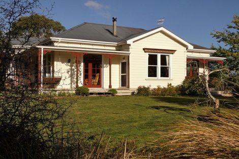 Photo of property in 25 Muhunoa West Road, Ohau, Levin, 5570