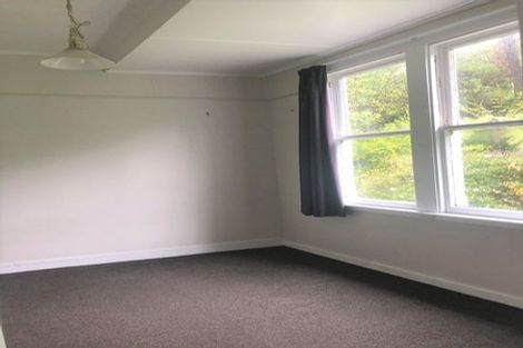 Photo of property in 113 Northland Road, Northland, Wellington, 6012