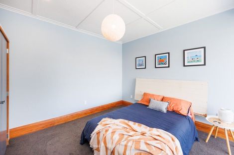 Photo of property in 28 Thames Street, Rongotea, 4476