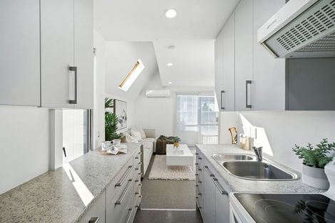 Photo of property in 2/31 Gloucester Street, Christchurch Central, Christchurch, 8013